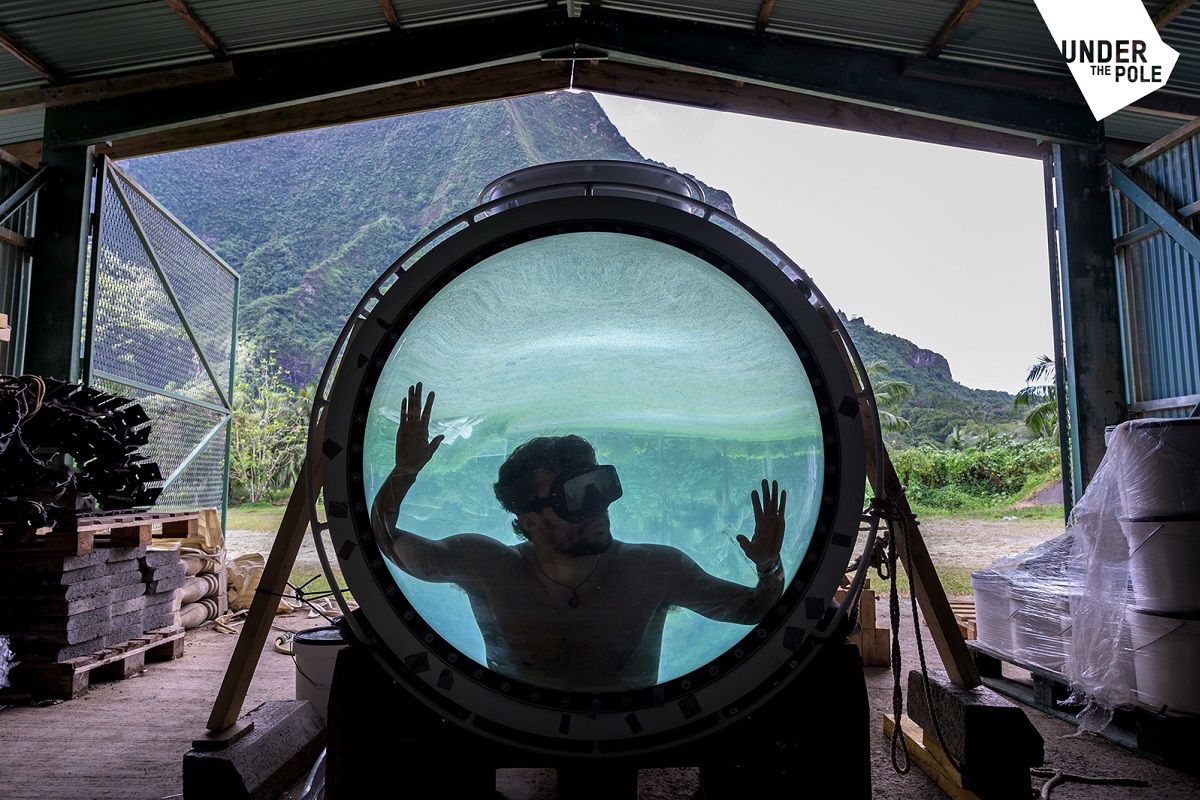 La Capsule est remplie d'eau pour tester son étanchéité. La Capsule est remplie d'eau pour tester son étanchéité.